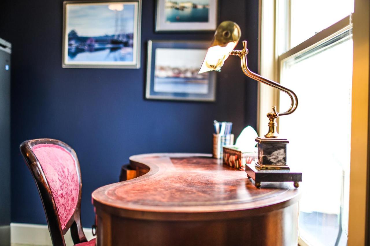 The Lunenburg Inn エクステリア 写真